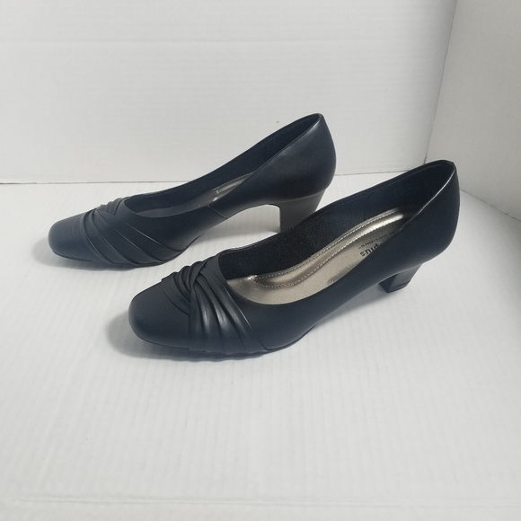 COMFORT PLUS BLACK HEELS SIZE 7.5 - Picture 6 of 12